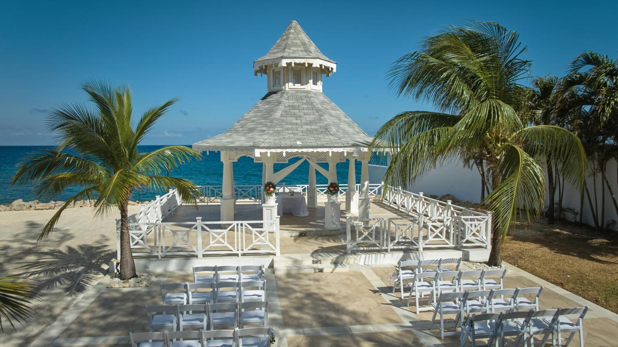 Bahia Principe Luxury Runaway Bay (Adults Only) Bagian luar foto